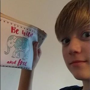 Meet your Posher, Austin watah